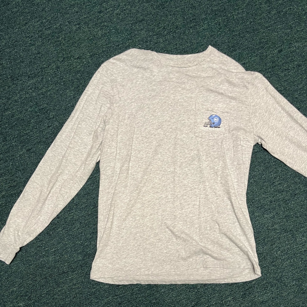 Vineyard Vines long sleeve men’s lacrosse tee